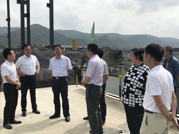 市人大常委會黨組副書記、副主任樊文浩一行調(diào)研泓源公司項目建設情況(圖2)